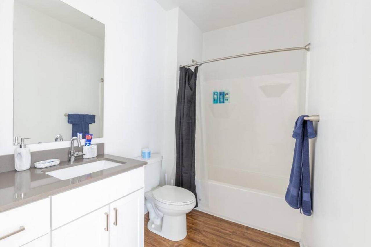 Affordable 1Bd, Comfy Queen Beds, With Gym إنديانابوليس المظهر الخارجي الصورة